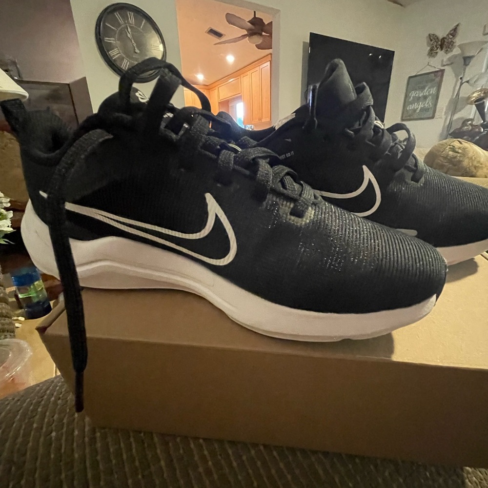 Nike Black and White  Downshifter Women's Lightweight Training Sneakers